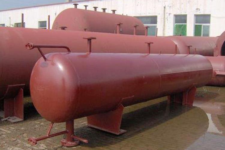 它在石油化学工业、能源工业、科研和军工等国民经济的各个部门都起着重要作用的设备