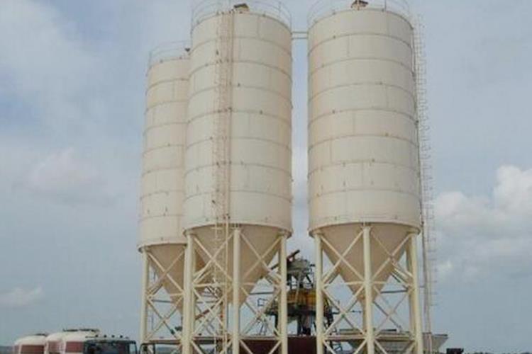 该罐体安装方便，可靠可靠是各种搅拌站的理想散装水泥仓储存罐